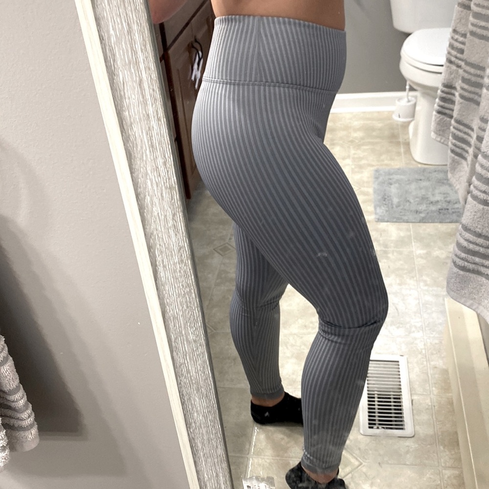 Fabletics ribbed leggings